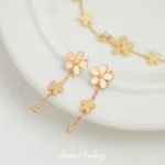Gold plated color retaining four-leaf clover pendant ear pin DIY handmade beaded bracelet necklace earring jewelry accessories material - Image 5
