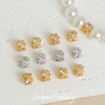 18K Gold-Plated High Color Retention Diamond-Encrusted Three-Sided Flower Spacer Beads Handmade DIY Beaded Bracelet Necklace Jewelry Accessories Material